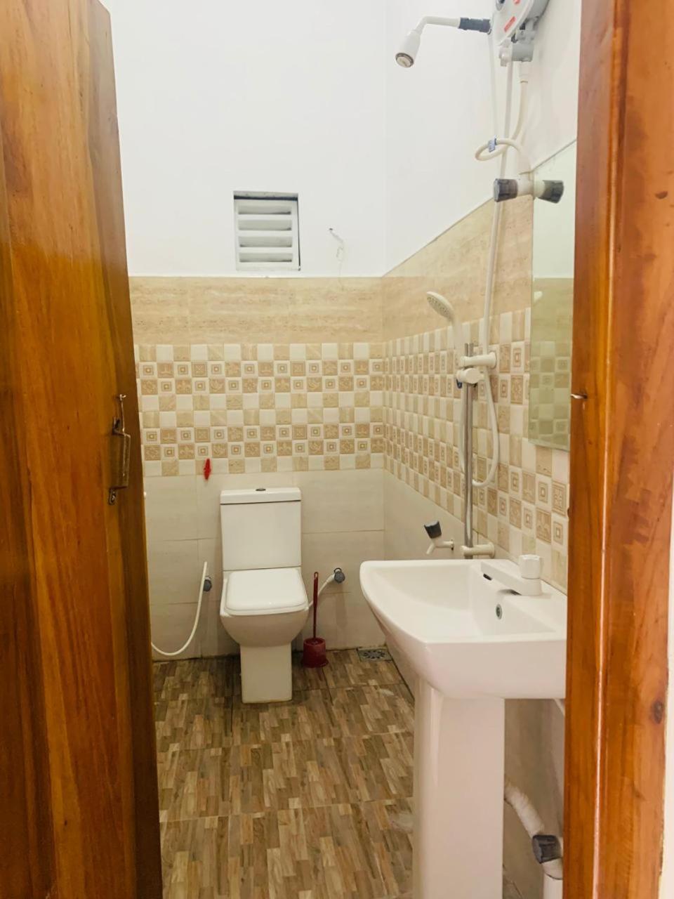 Zimbay Guest House Arugam Bay Eksteriør billede